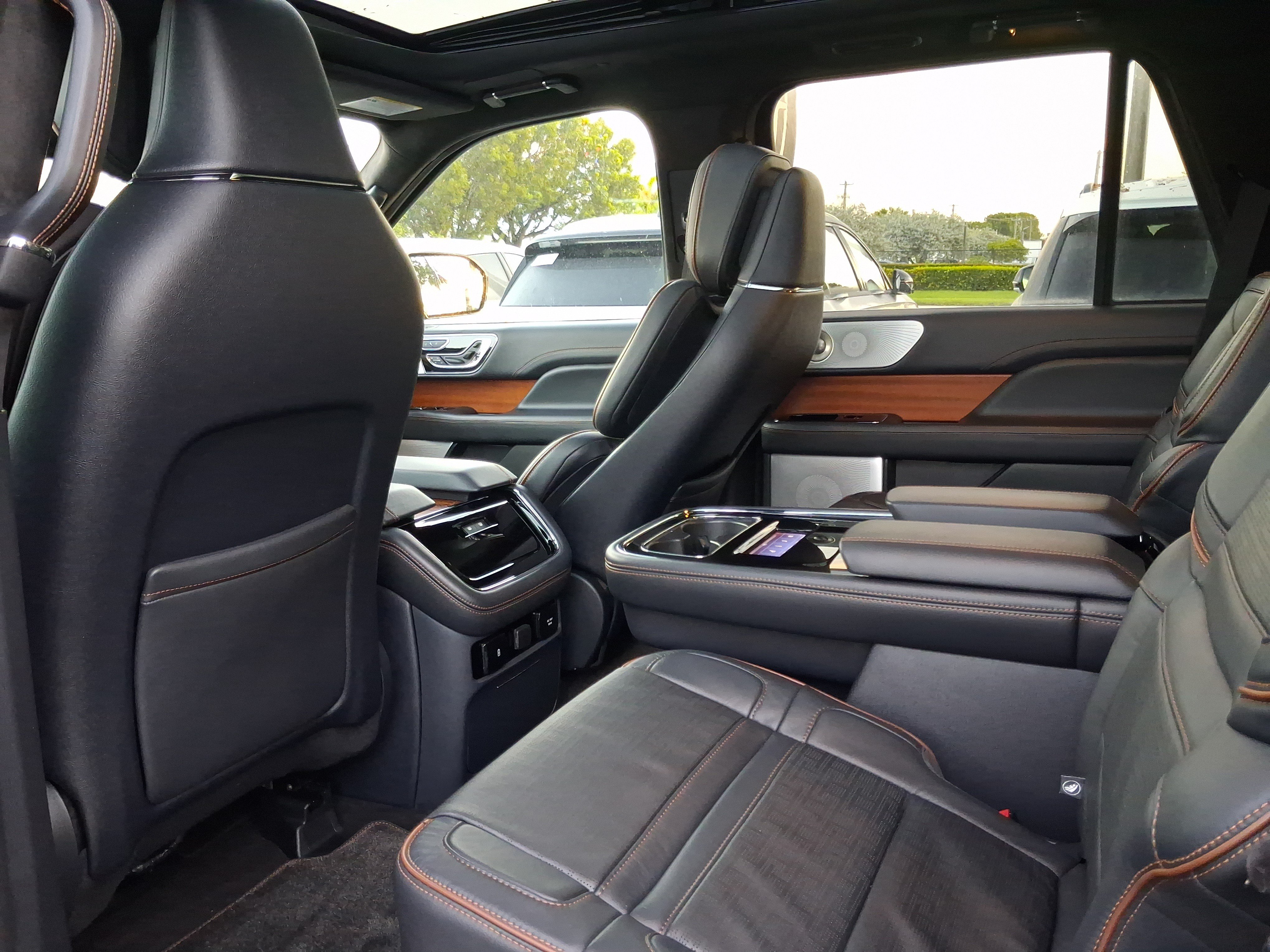 Certified 2023 Lincoln Navigator Black Label AWD/4WD image 5