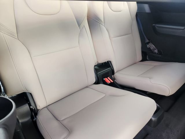 New 2026 Volvo XC90 B6 Plus w/ Protection Package image 16