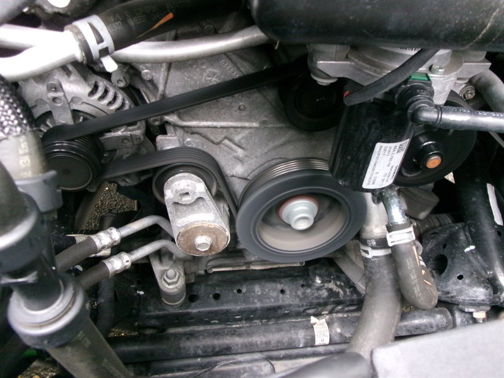 Used 2018 Jeep Grand Cherokee Laredo image 54