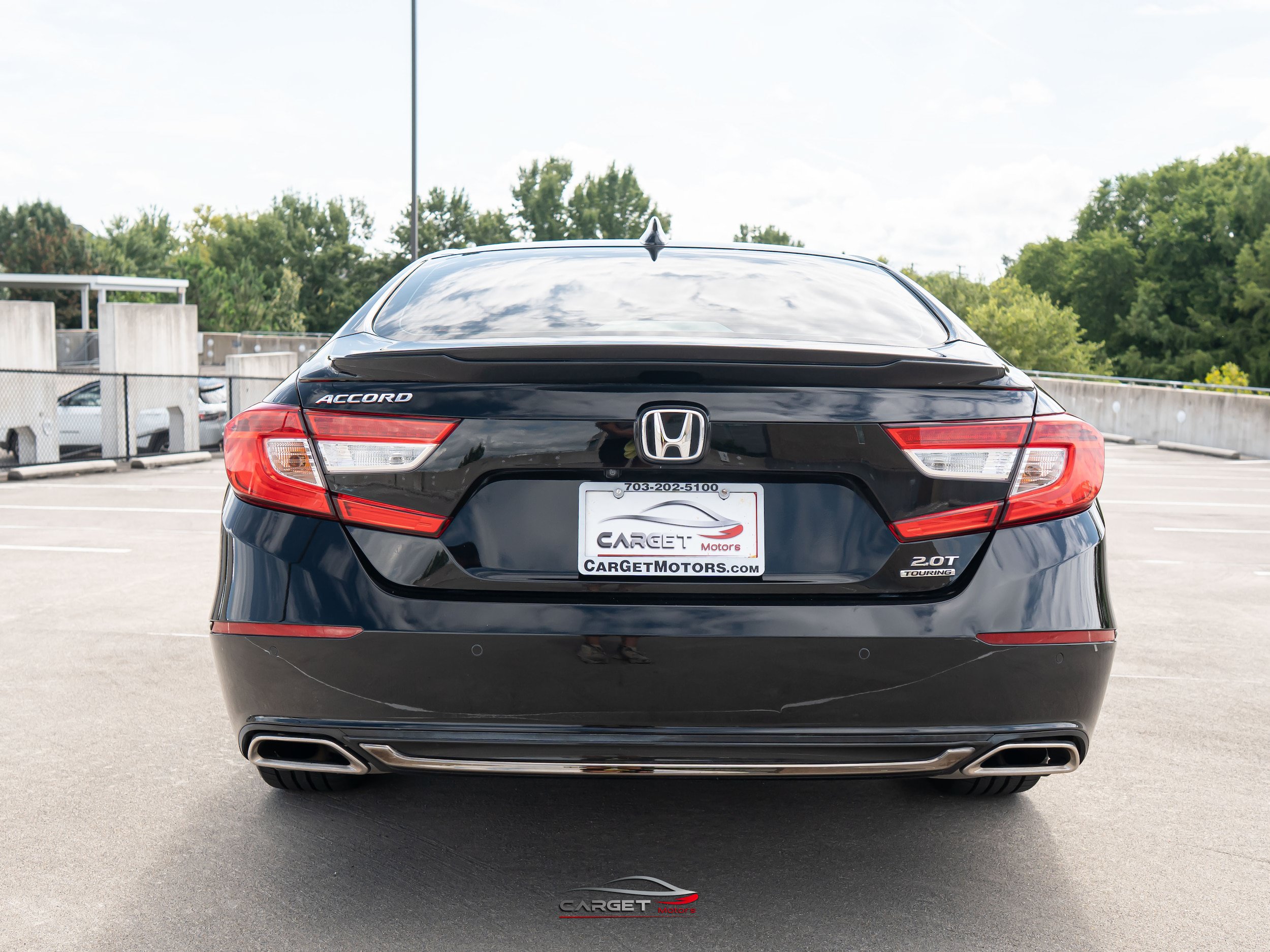 Used 2018 Honda Accord Touring image 6