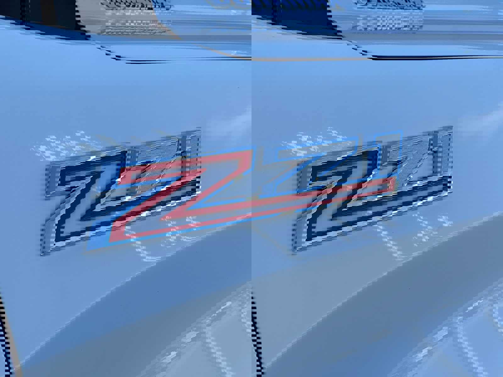 Used 2024 Chevrolet Silverado 1500 RST w/ Z71 Off-Road Package image 13