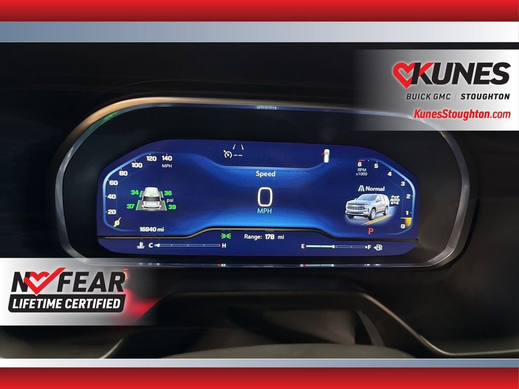 Used 2023 Chevrolet Suburban Premier image 24