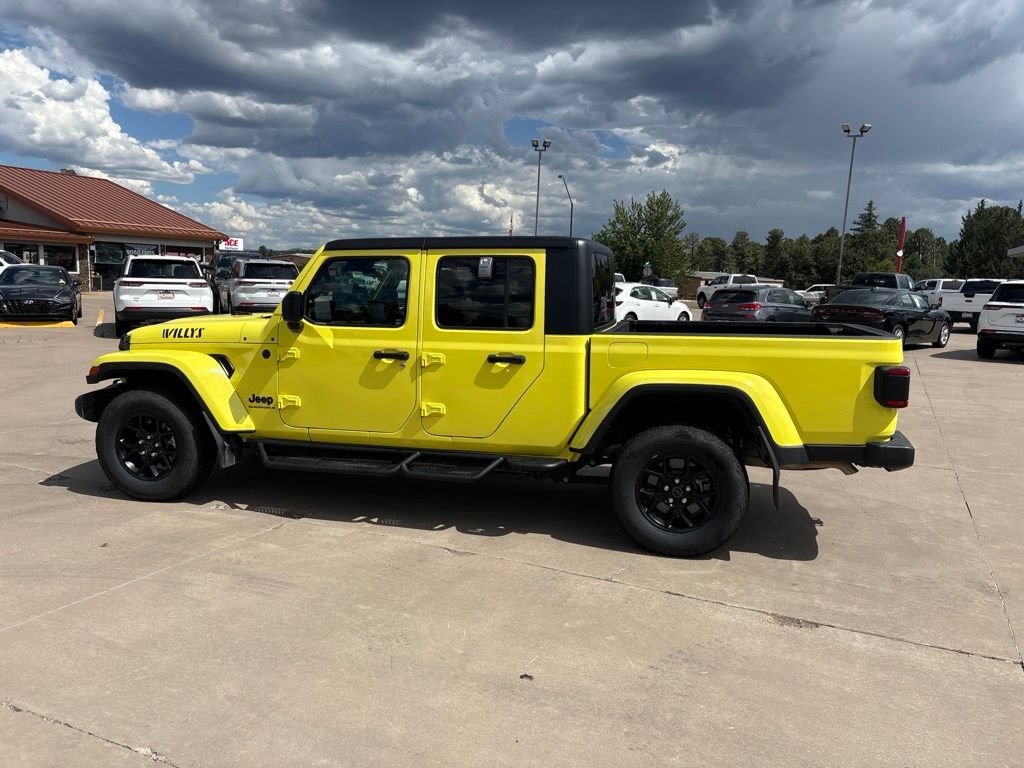 Used 2024 Jeep Gladiator Sport AWD/4WD image 10
