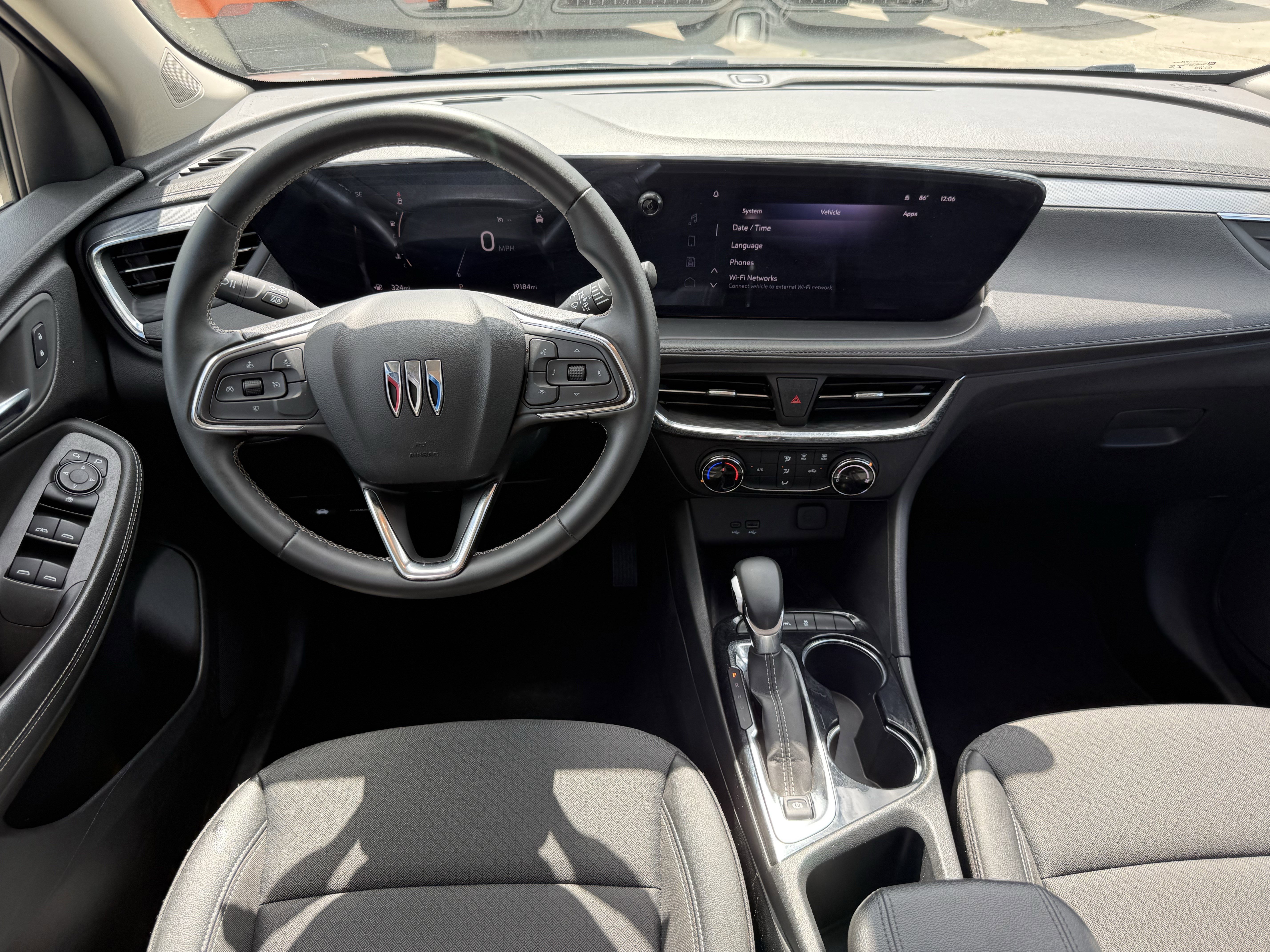 Used 2025 Buick Encore GX Preferred FWD image 14