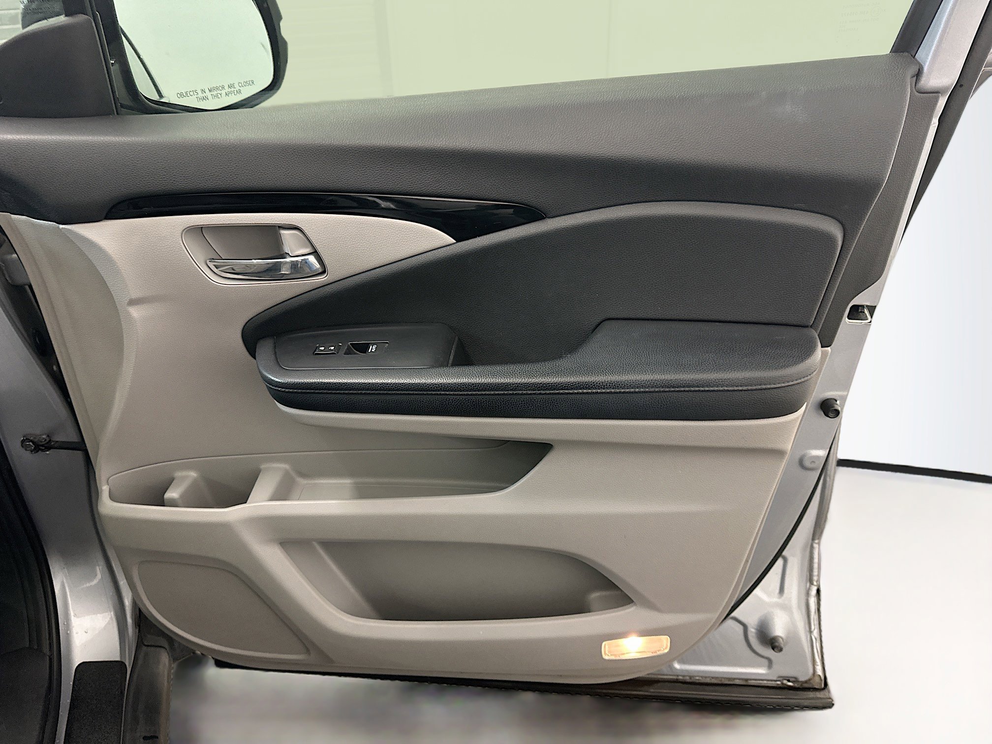 Used 2019 Honda Pilot Touring image 36