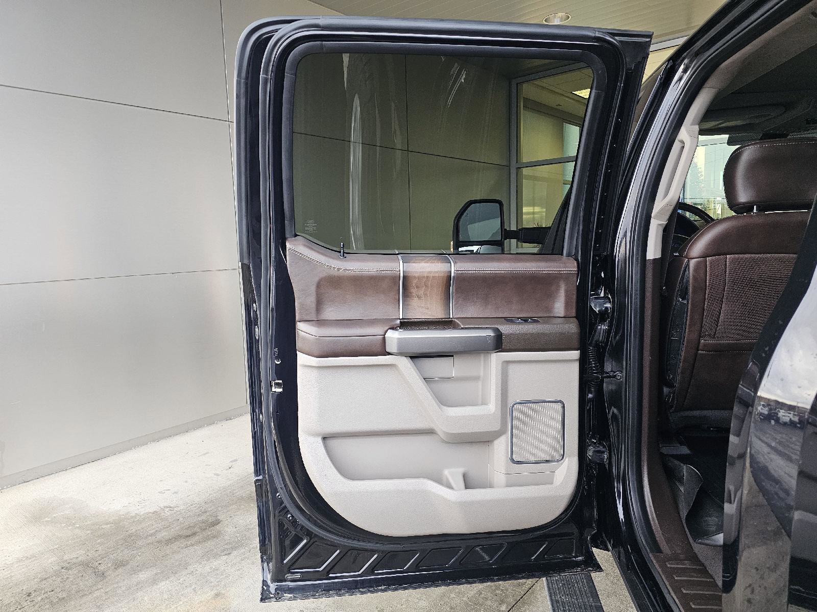 Used 2019 Ford F250 Limited image 16