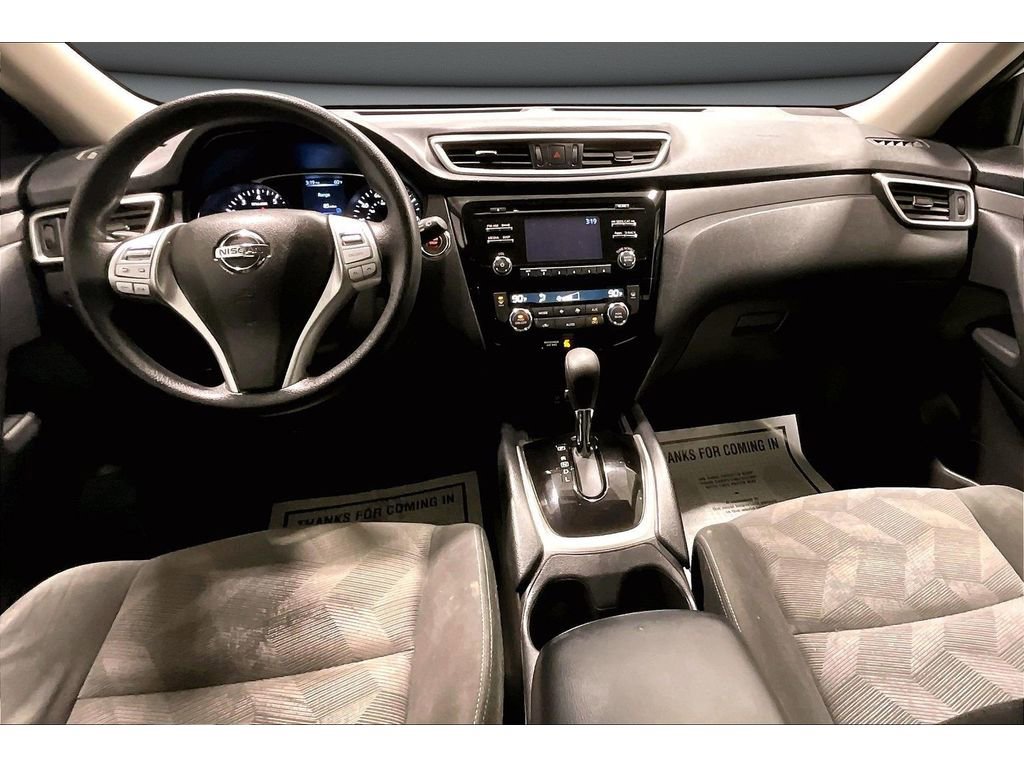 Used 2016 Nissan Rogue SV image 16