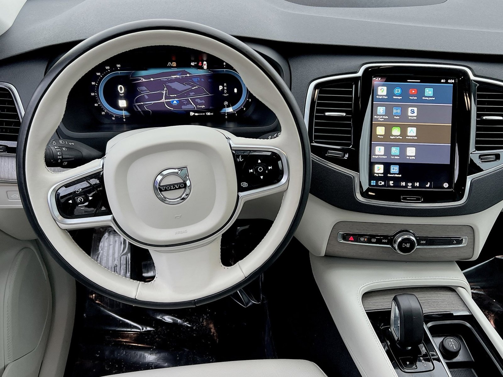 Certified 2023 Volvo XC90 B6 Plus w/ Protection Package Premier image 16