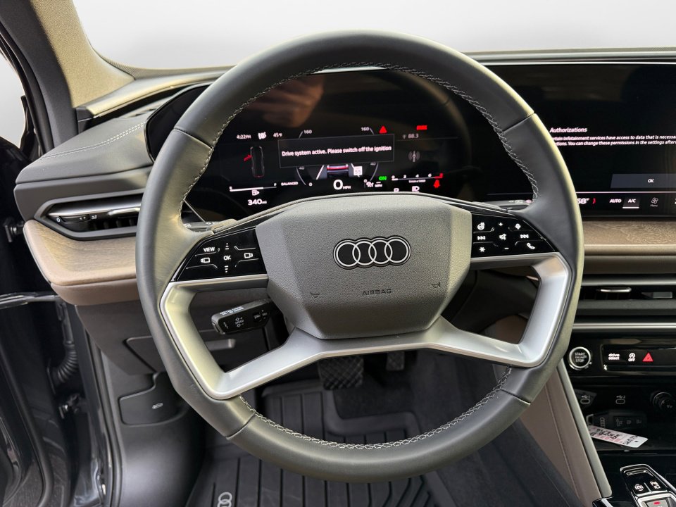 Certified 2025 Audi Q5 Premium w/ Convenience Package image 10