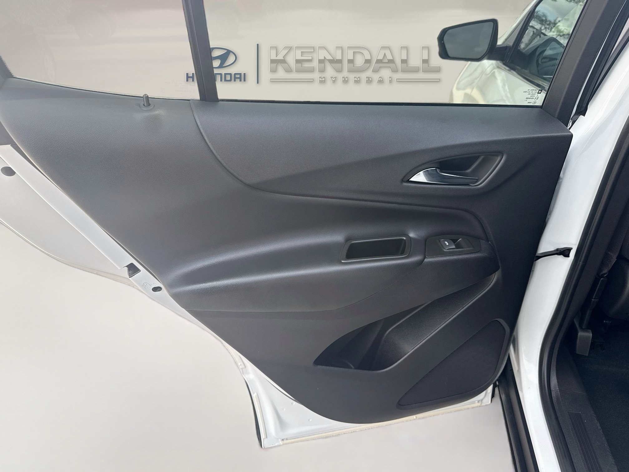 Used 2023 Chevrolet Equinox LT FWD image 23