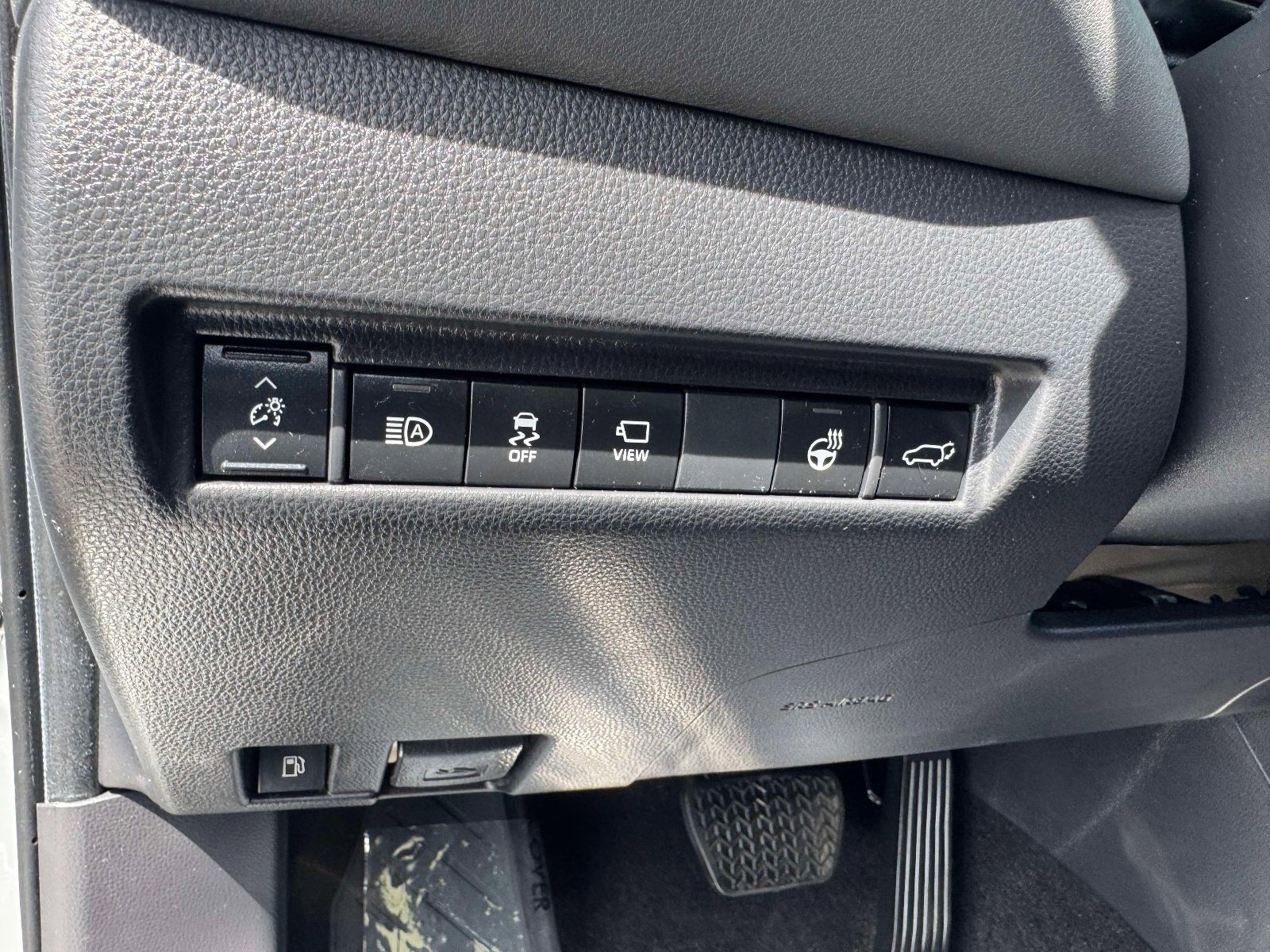 Certified 2023 Toyota Venza Limited AWD/4WD image 28