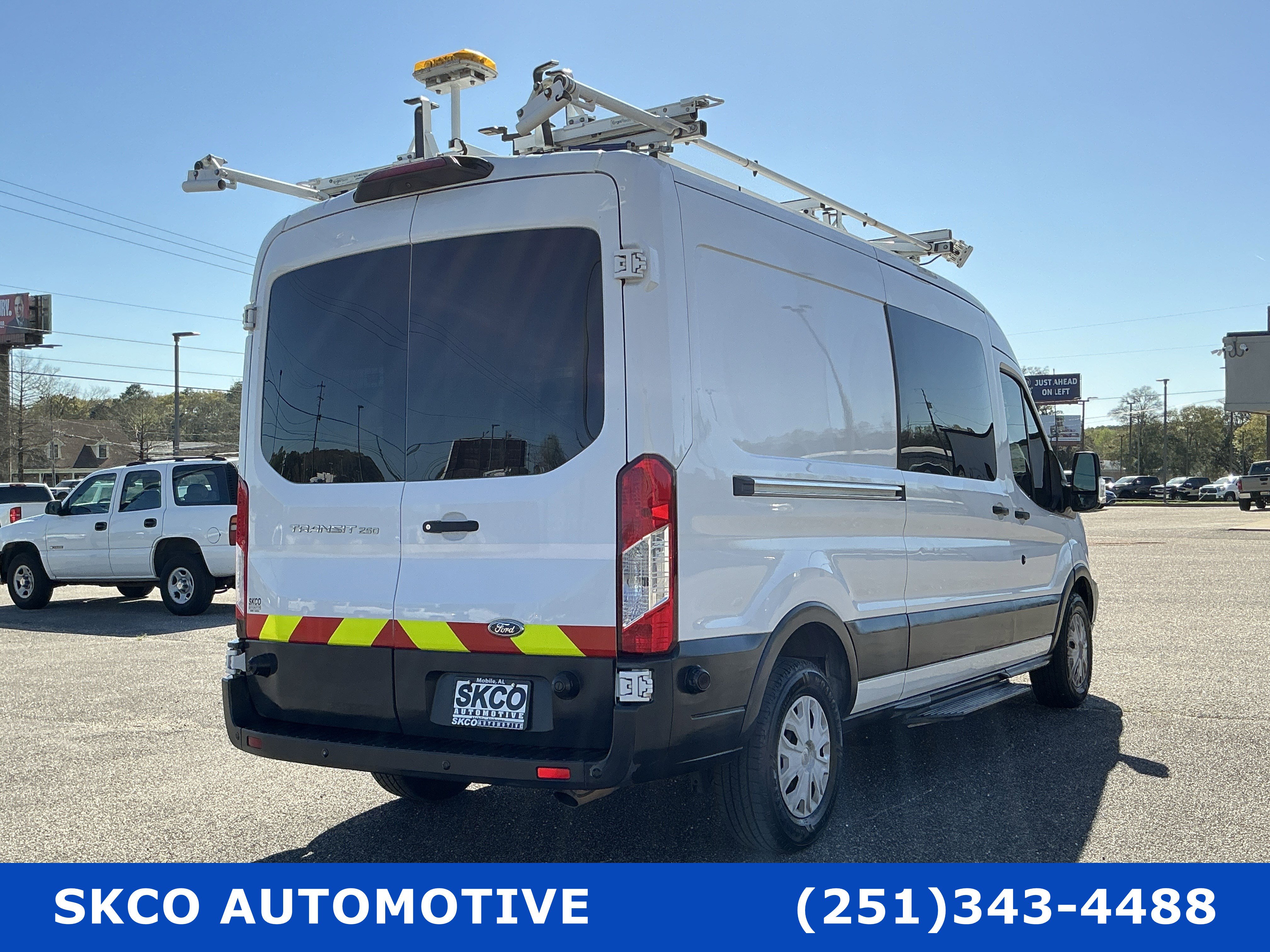 Used 2018 Ford Transit 250 148 Medium Roof w/ Exterior Upgrade Package image 5