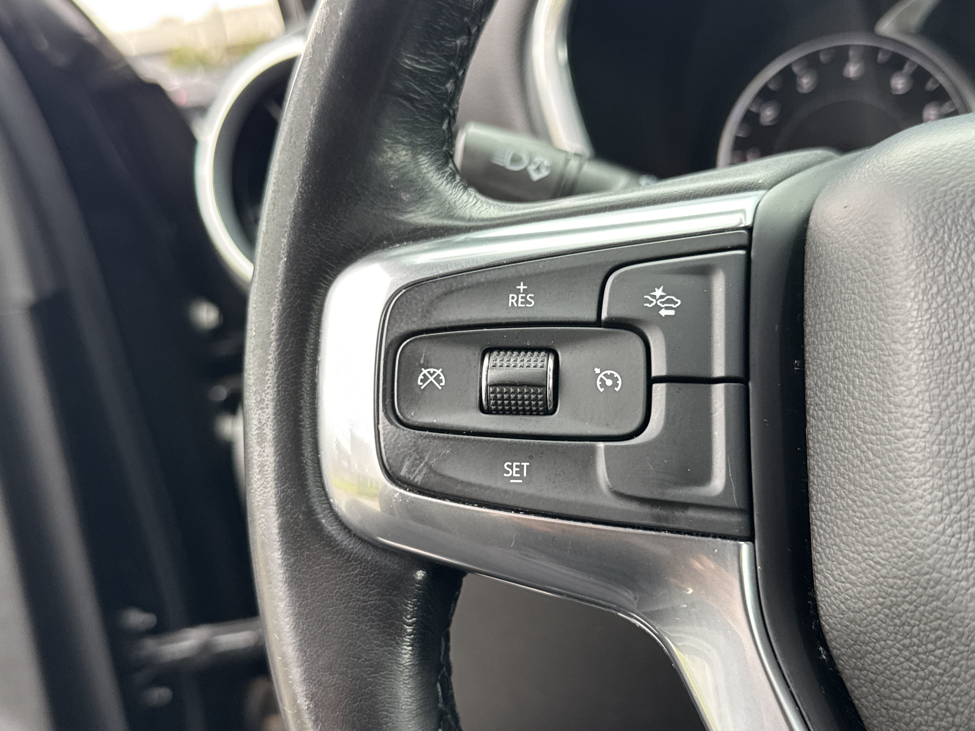Used 2021 Chevrolet Blazer LT FWD image 19