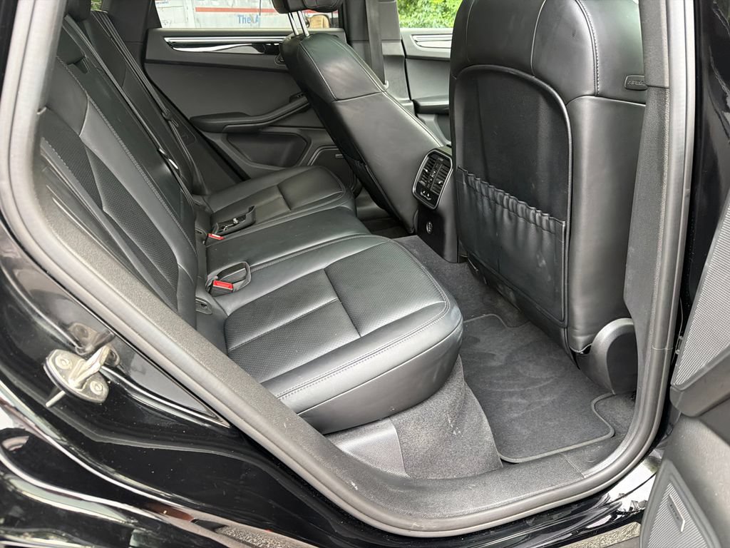 Used 2017 Porsche Macan S AWD/4WD image 15
