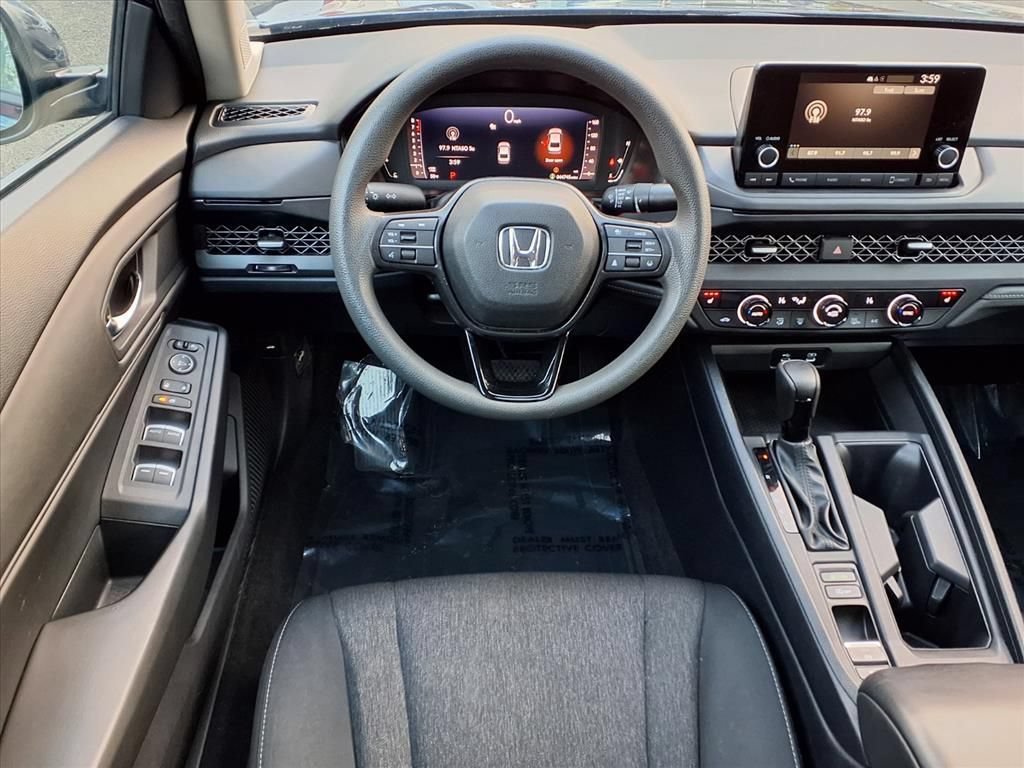 Used 2024 Honda Accord EX image 7