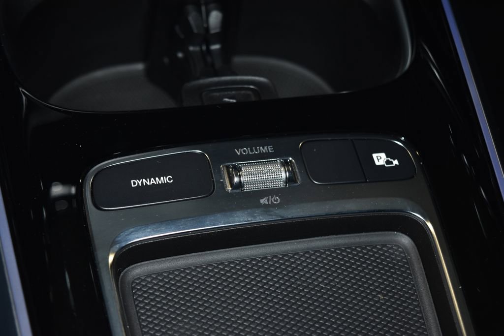 Certified 2025 Mercedes-Benz GLA 250 4MATIC image 15