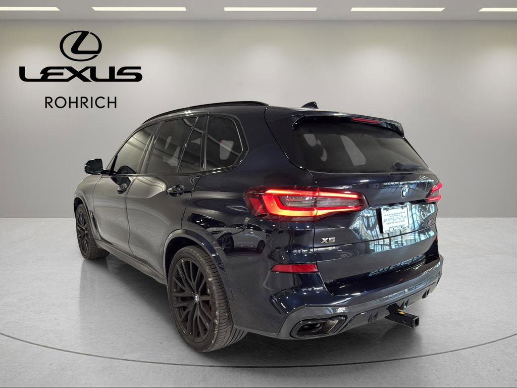 Used 2022 BMW X5 M50i w/ Executive Package image 7