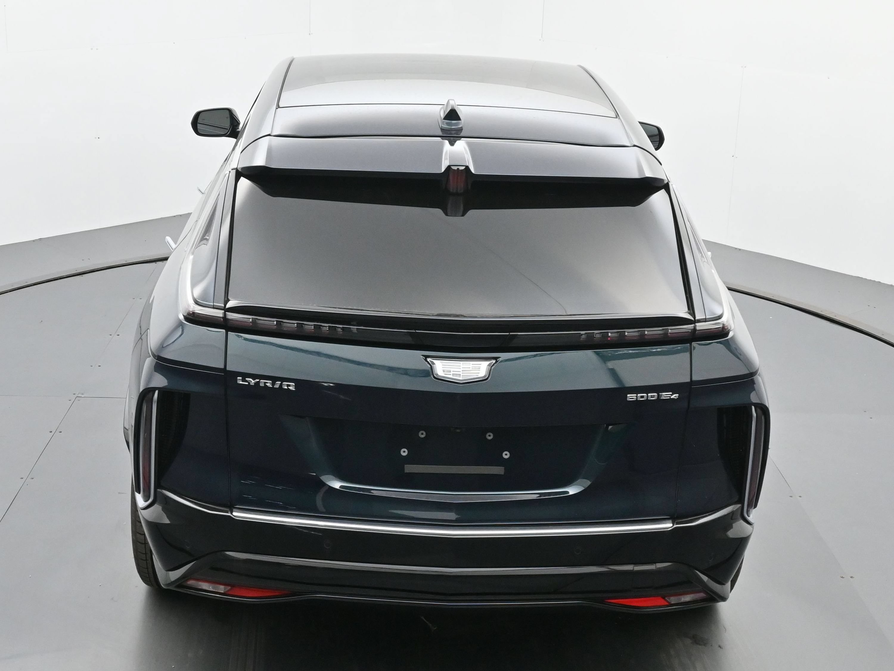 New 2026 Cadillac Lyriq Luxury w/ LPO, Floor Liner Package AWD/4WD image 26