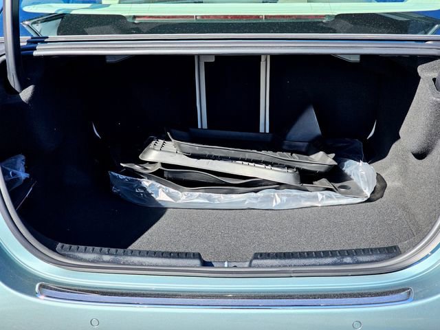 New 2026 Mercedes-Benz E 350 4MATIC Sedan image 10