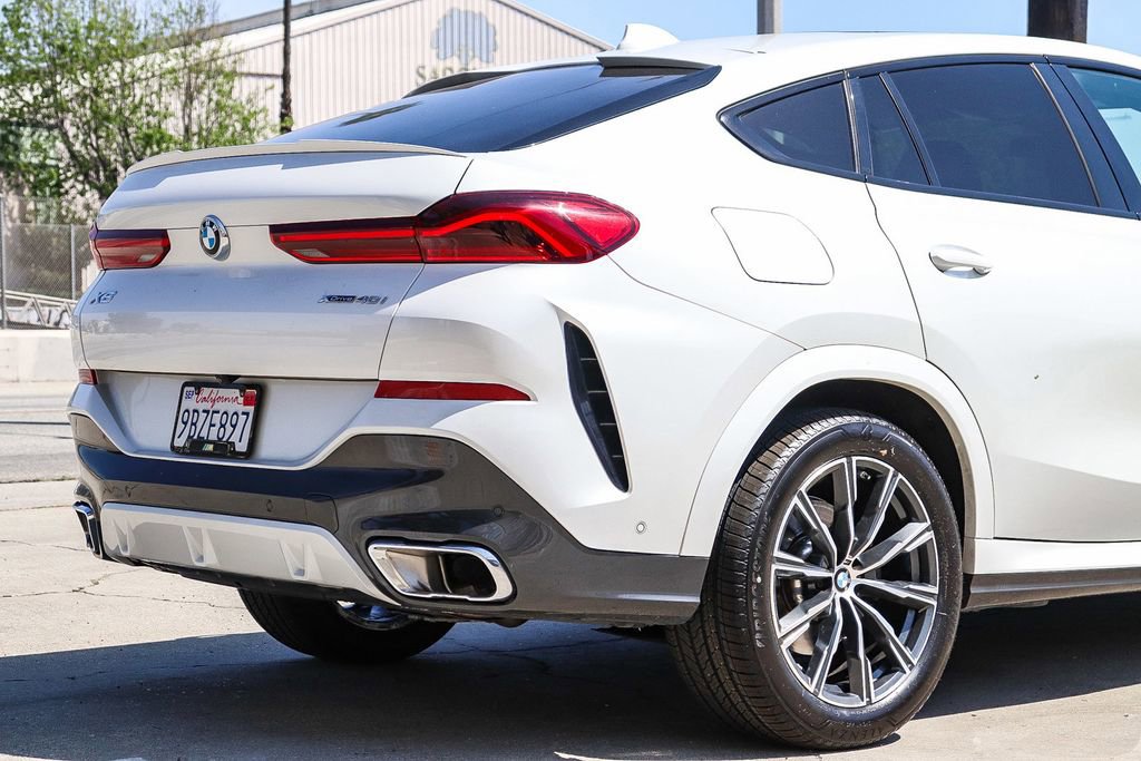 Used 2023 BMW X6 xDrive40i w/ M Sport Package AWD/4WD image 11