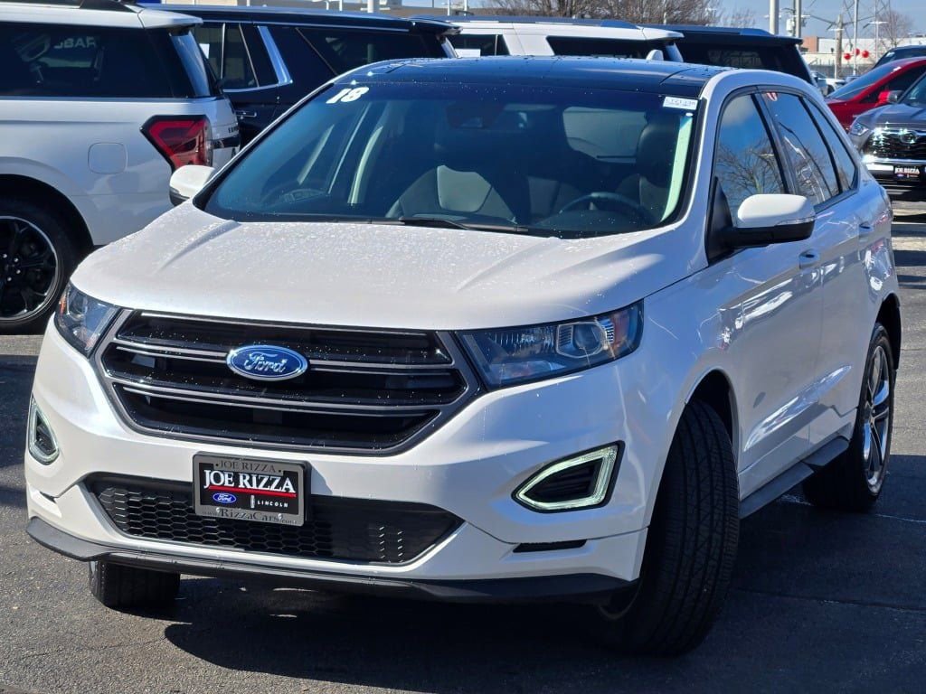 Used 2018 Ford Edge Sport w/ Ford Safe & Smart Package image 4