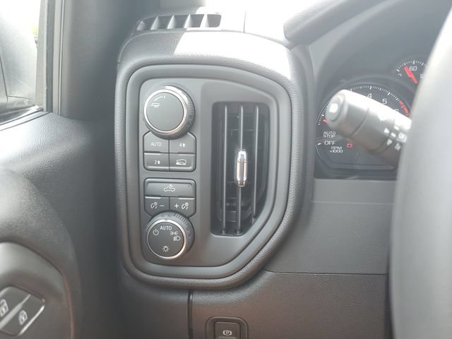 New 2026 Chevrolet Silverado 1500 Custom w/ Turbomax Blackout Package AWD/4WD image 23