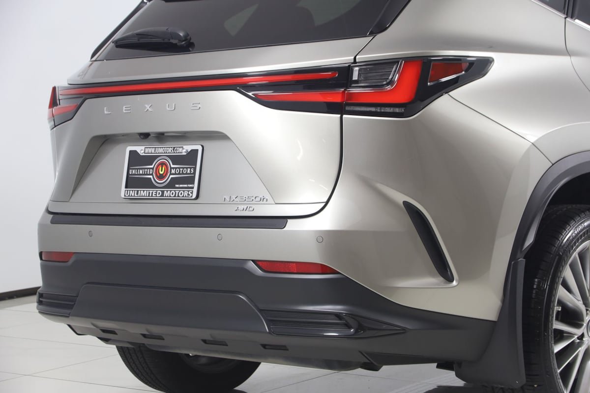 Used 2024 Lexus NX 350h AWD w/ Premium Package image 43