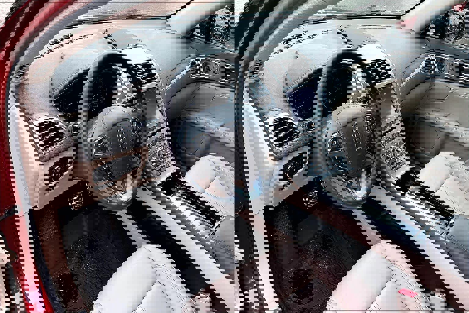 Used 2019 Lincoln MKZ Reserve w/ Reserve Plus Package image 18