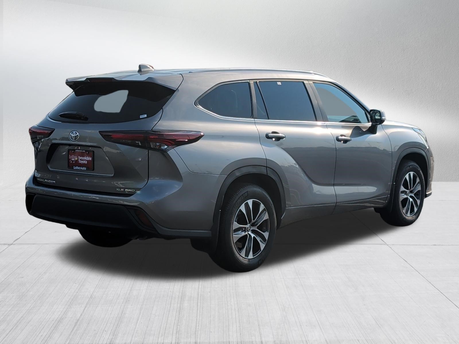Certified 2026 Toyota Highlander XLE AWD/4WD image 7