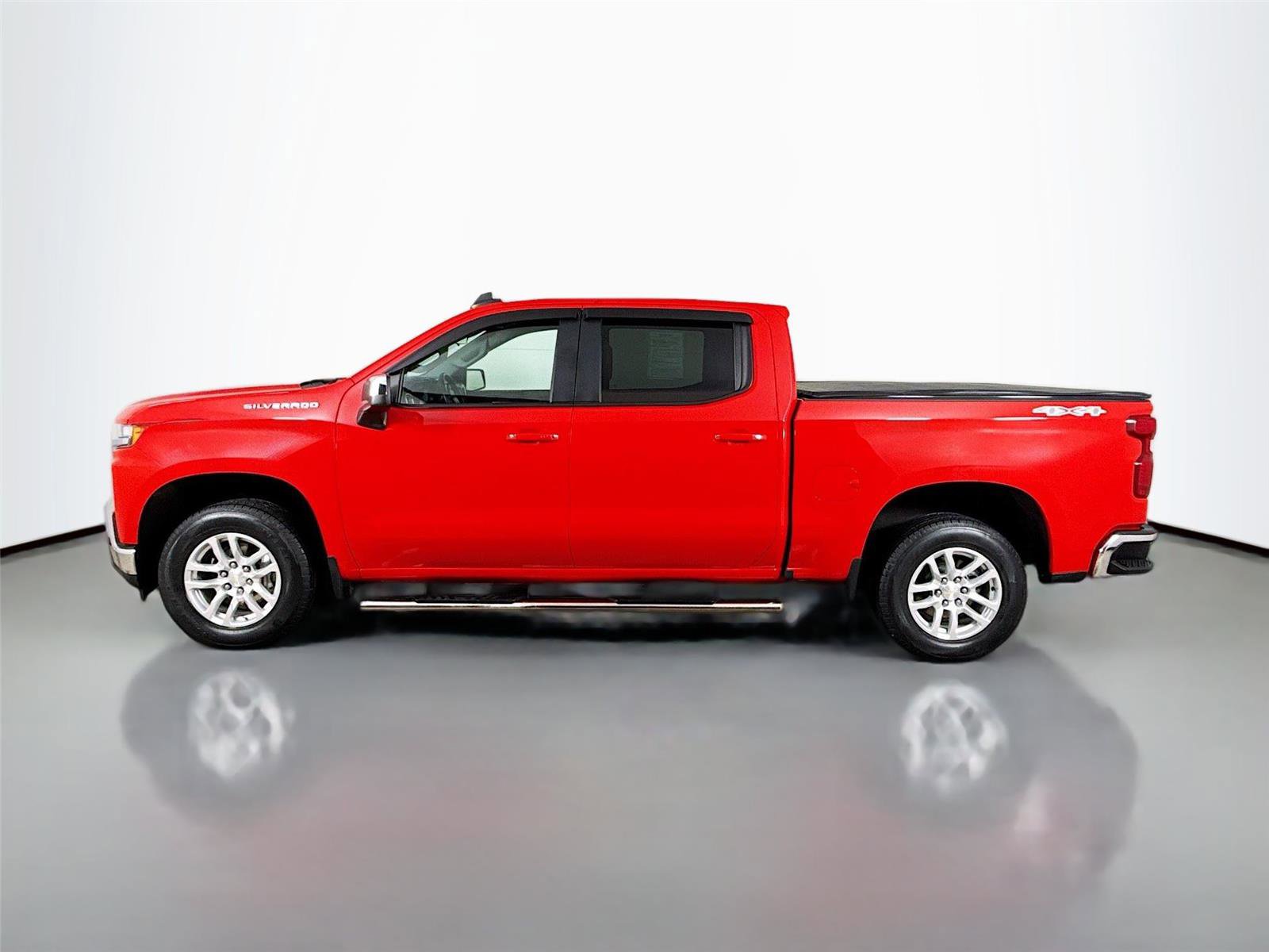 Used 2021 Chevrolet Silverado 1500 LT w/ LPO, Liner Protection Package image 5