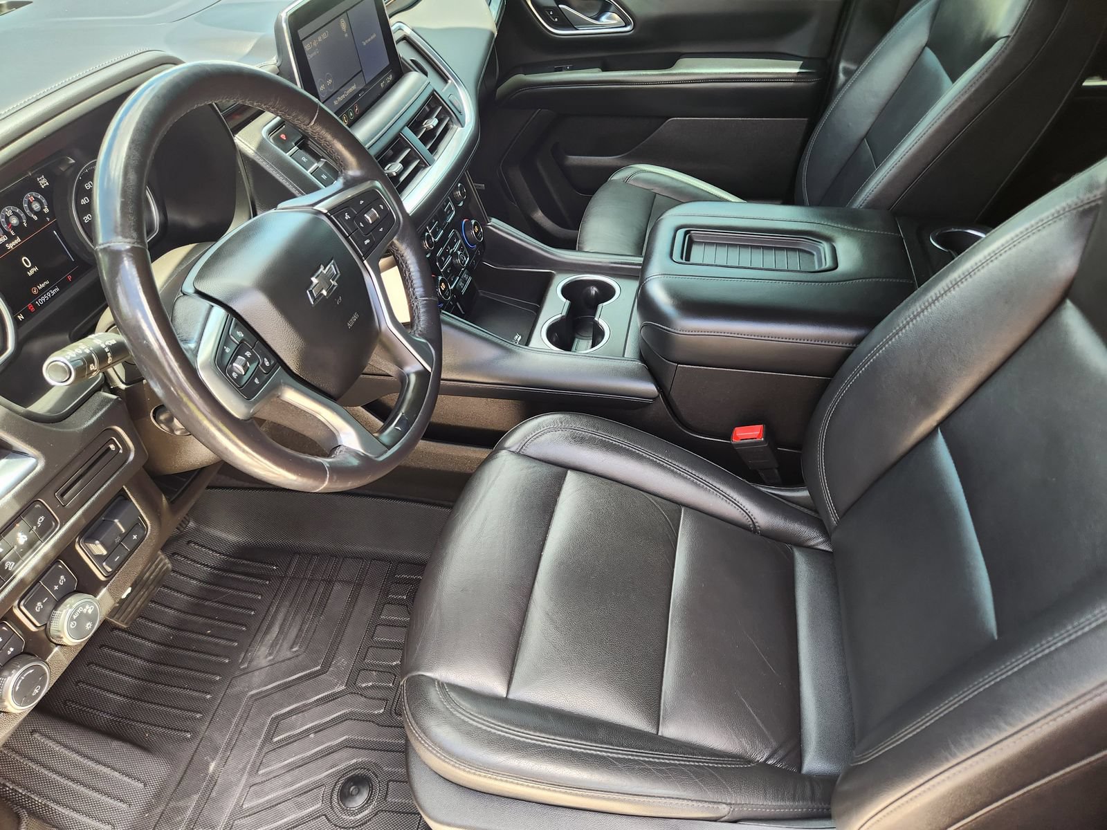 Certified 2021 Chevrolet Tahoe Z71 w/ Luxury Package AWD/4WD image 14
