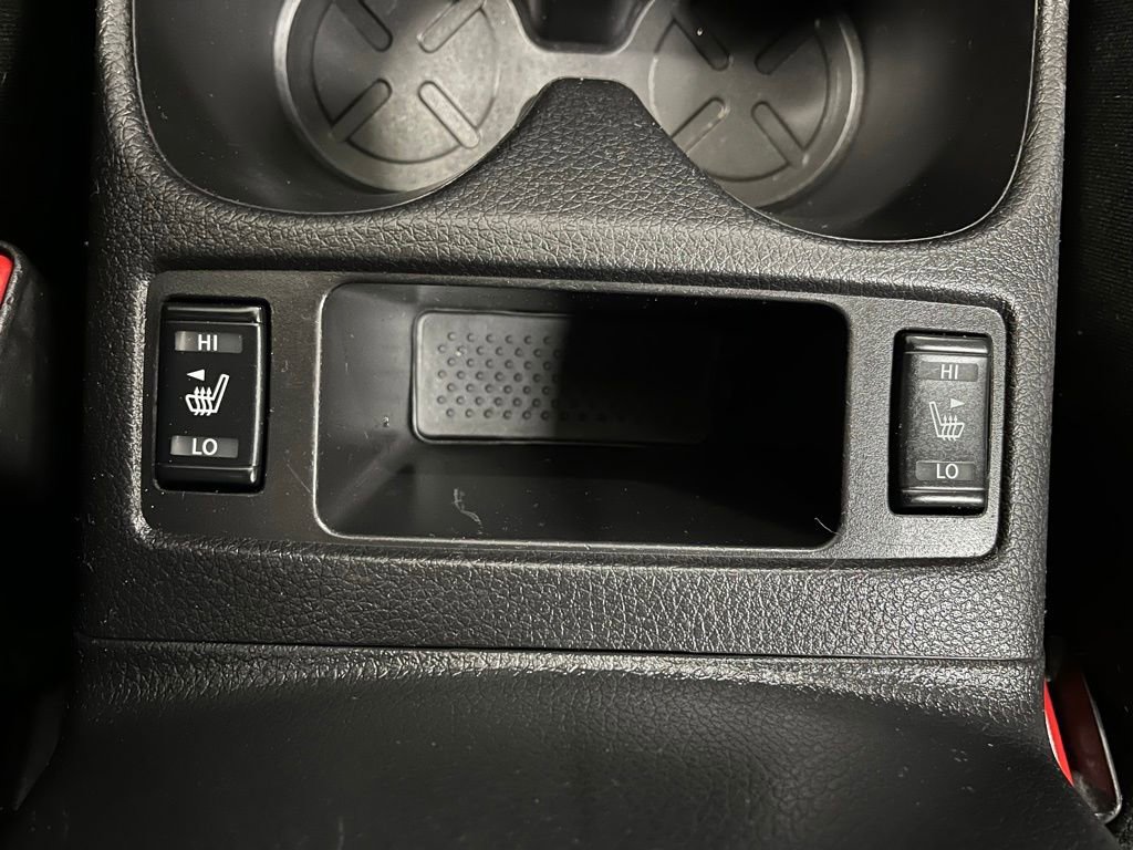 Used 2017 Nissan Rogue SL image 11