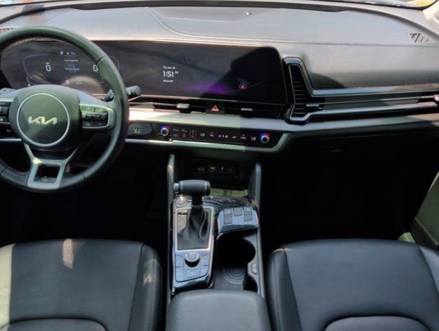 Used 2023 Kia Sportage EX FWD image 17