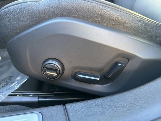 Used 2023 Volvo S90 B6 Plus w/ Protection Package Premier image 9