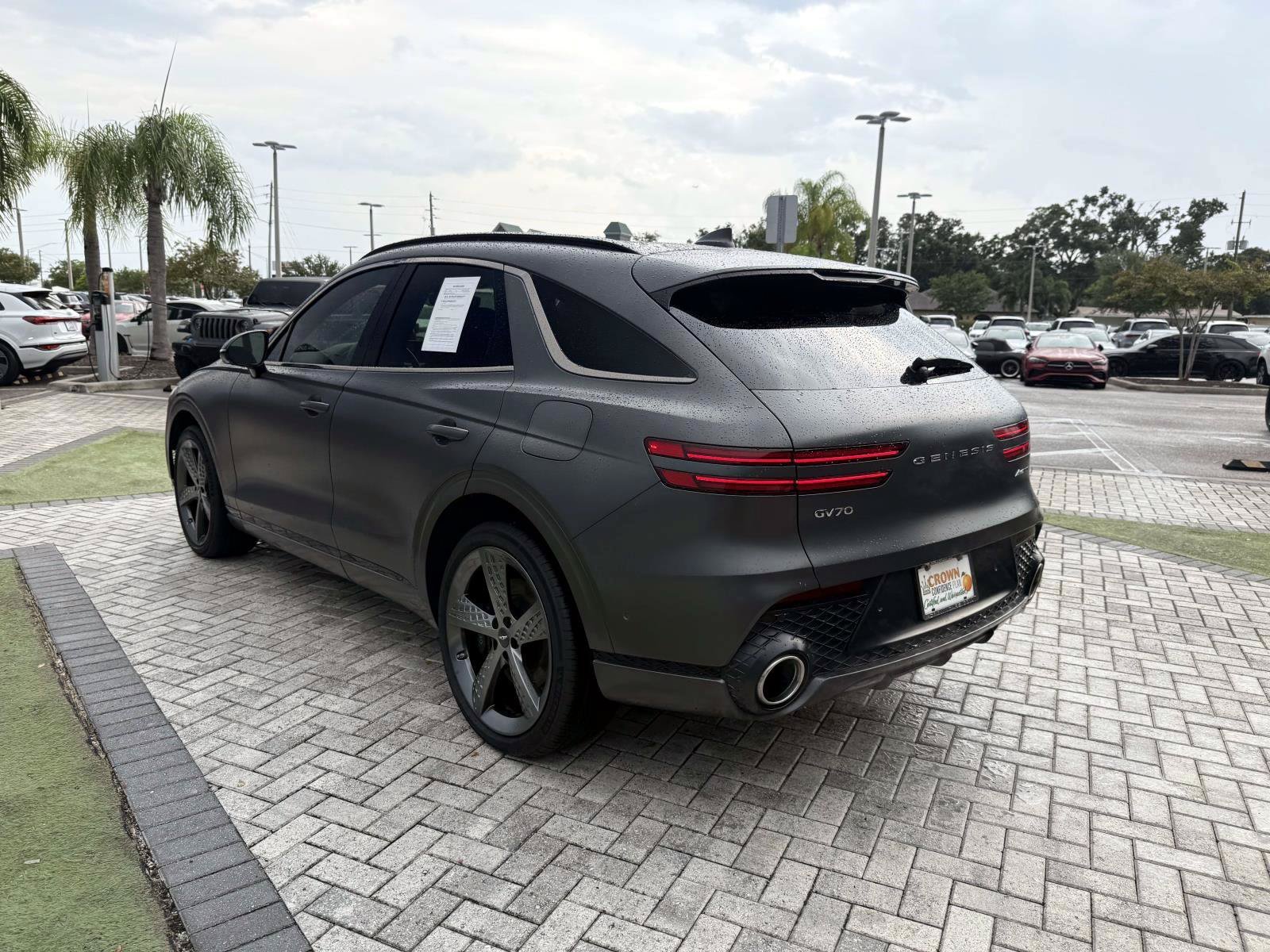 Used 2023 Genesis GV70 3.5T Sport w/ Sport Prestige Package AWD/4WD image 4