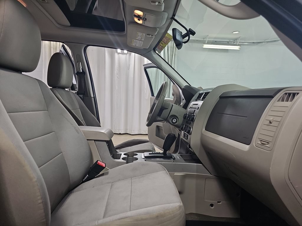 Used 2012 Ford Escape XLT FWD image 13