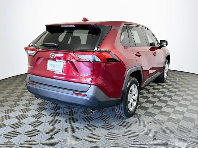 Certified 2024 Toyota RAV4 LE FWD image 8