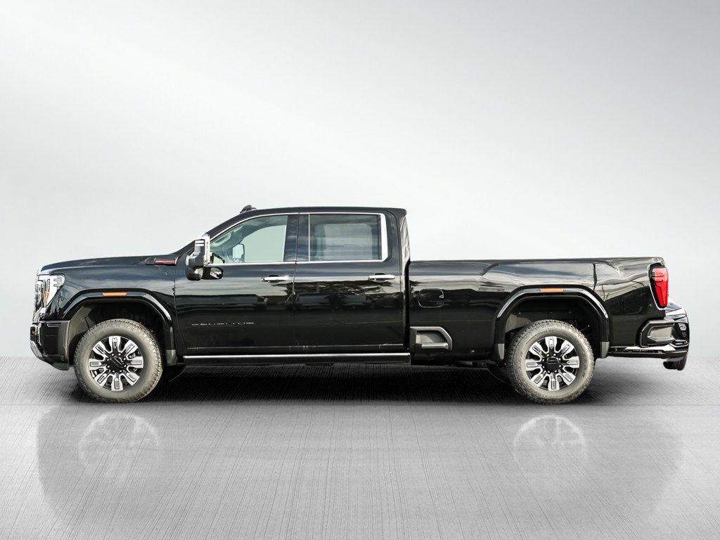 New 2026 GMC Sierra 3500 Denali image 4