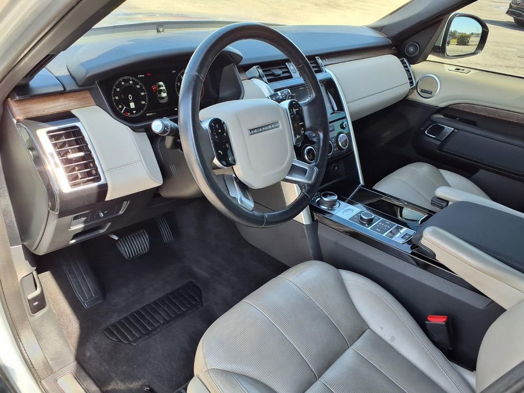 Used 2019 Land Rover Discovery HSE AWD/4WD image 22