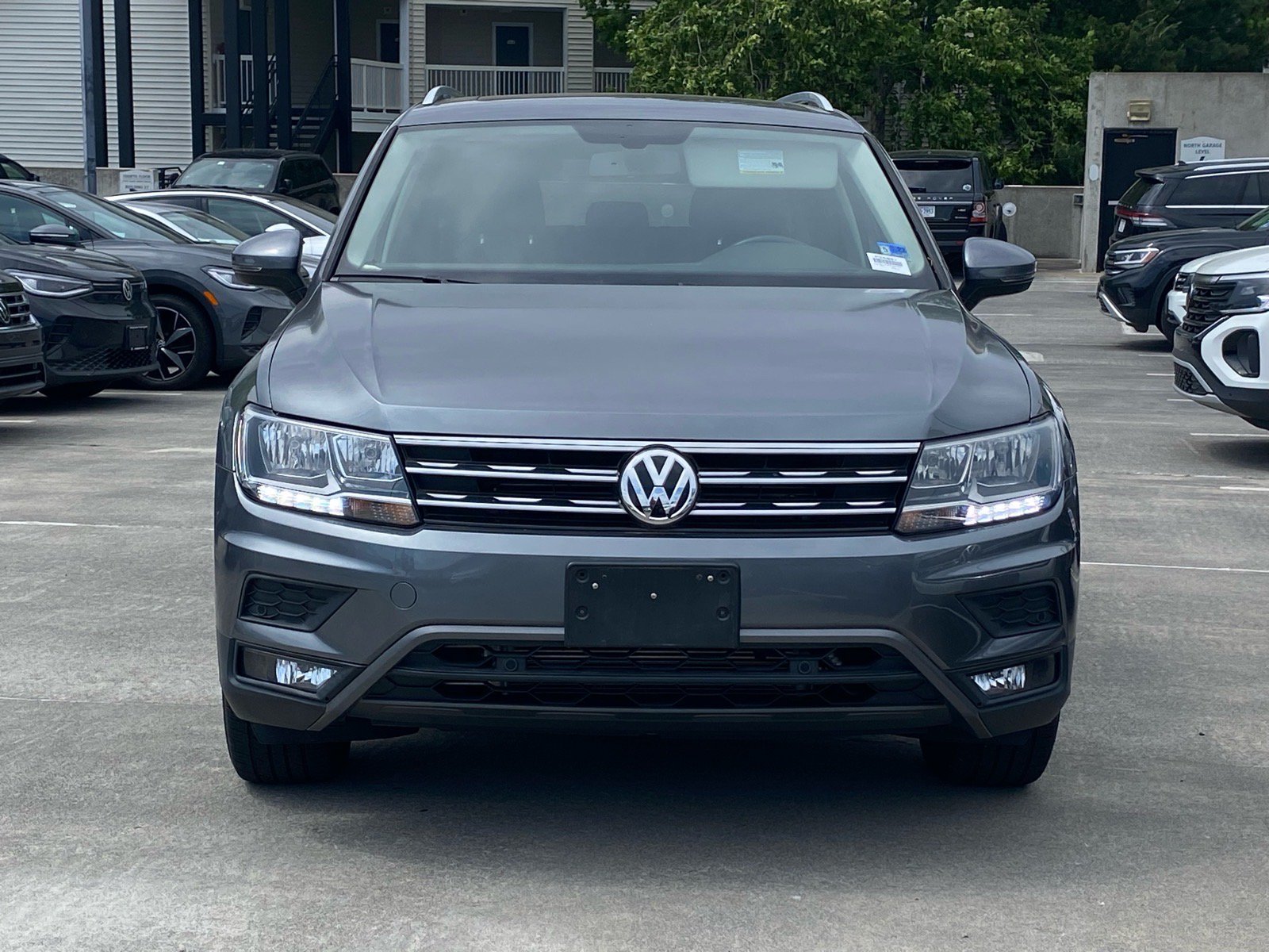 Used 2019 Volkswagen Tiguan SEL FWD image 5
