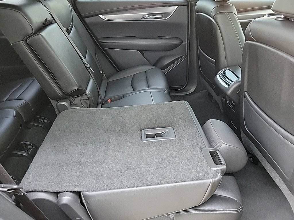 Used 2024 Cadillac XT6 Luxury AWD/4WD image 15