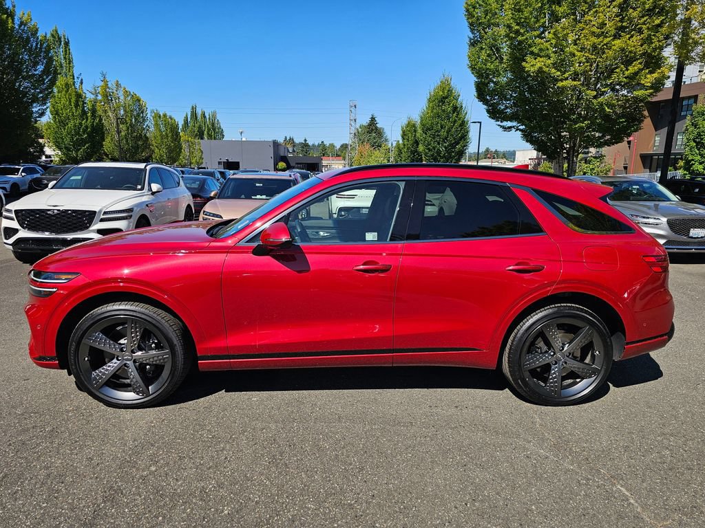 Used 2025 Genesis GV70 3.5T Sport w/ Sport Advanced Package AWD/4WD image 8