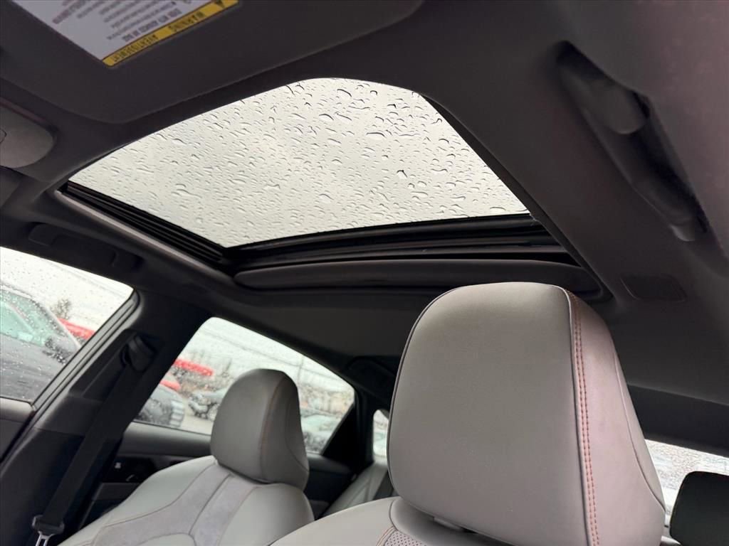 Used 2019 Toyota Avalon Touring w/ Advanced Safety Package FWD image 14