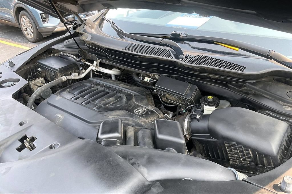 Used 2019 Acura MDX w/ Technology Package AWD/4WD image 32