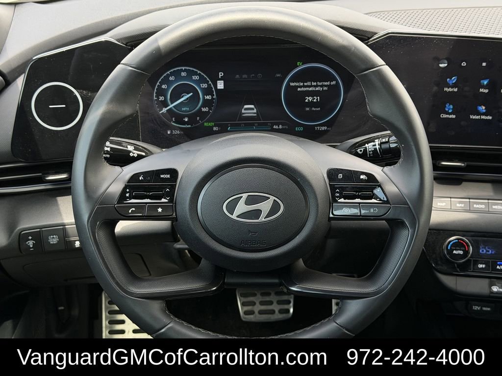 Used 2025 Hyundai Elantra SEL FWD image 12