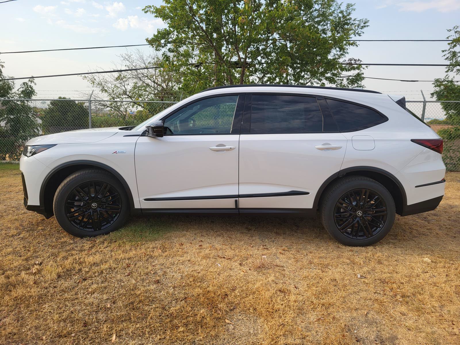 New 2026 Acura MDX A-Spec w/ Advance Package AWD/4WD image 3