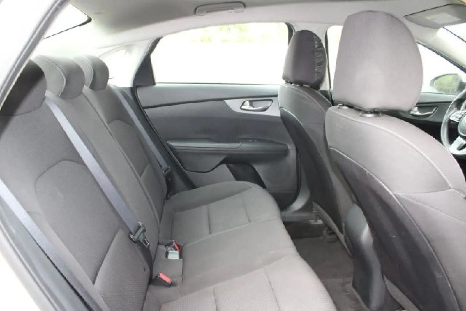 Used 2021 Kia Forte LXS FWD image 18