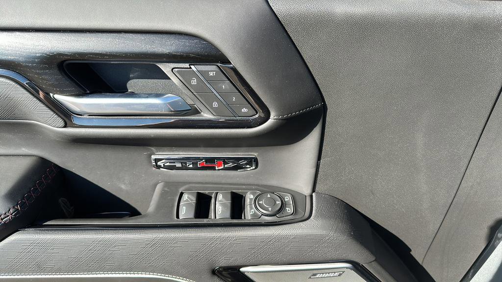 Used 2026 GMC Sierra 1500 AT4X w/ AT4X AEV Edition AWD/4WD image 11