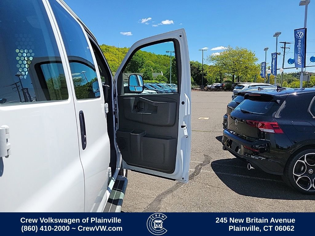 Used 2024 GMC Savana 2500 w/ Driver Convenience Package RWD image 38