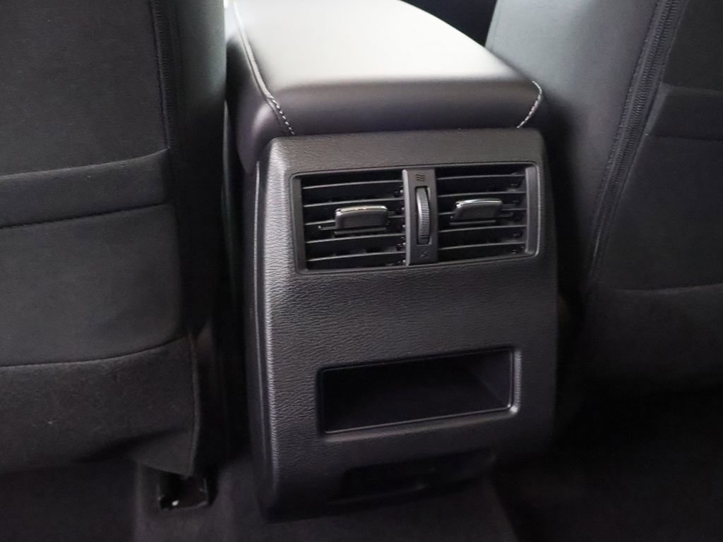 New 2026 Mitsubishi Outlander ES FWD image 45